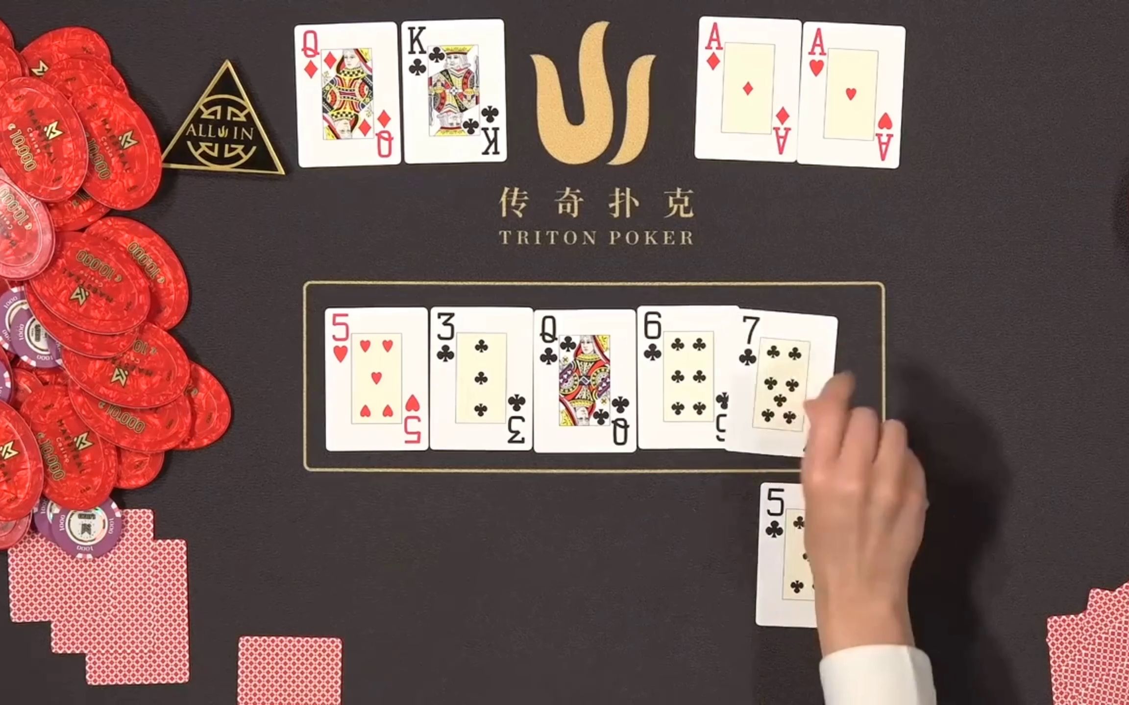 介绍一款“aapoker德州辅助挂下载”爆光开挂猫腻