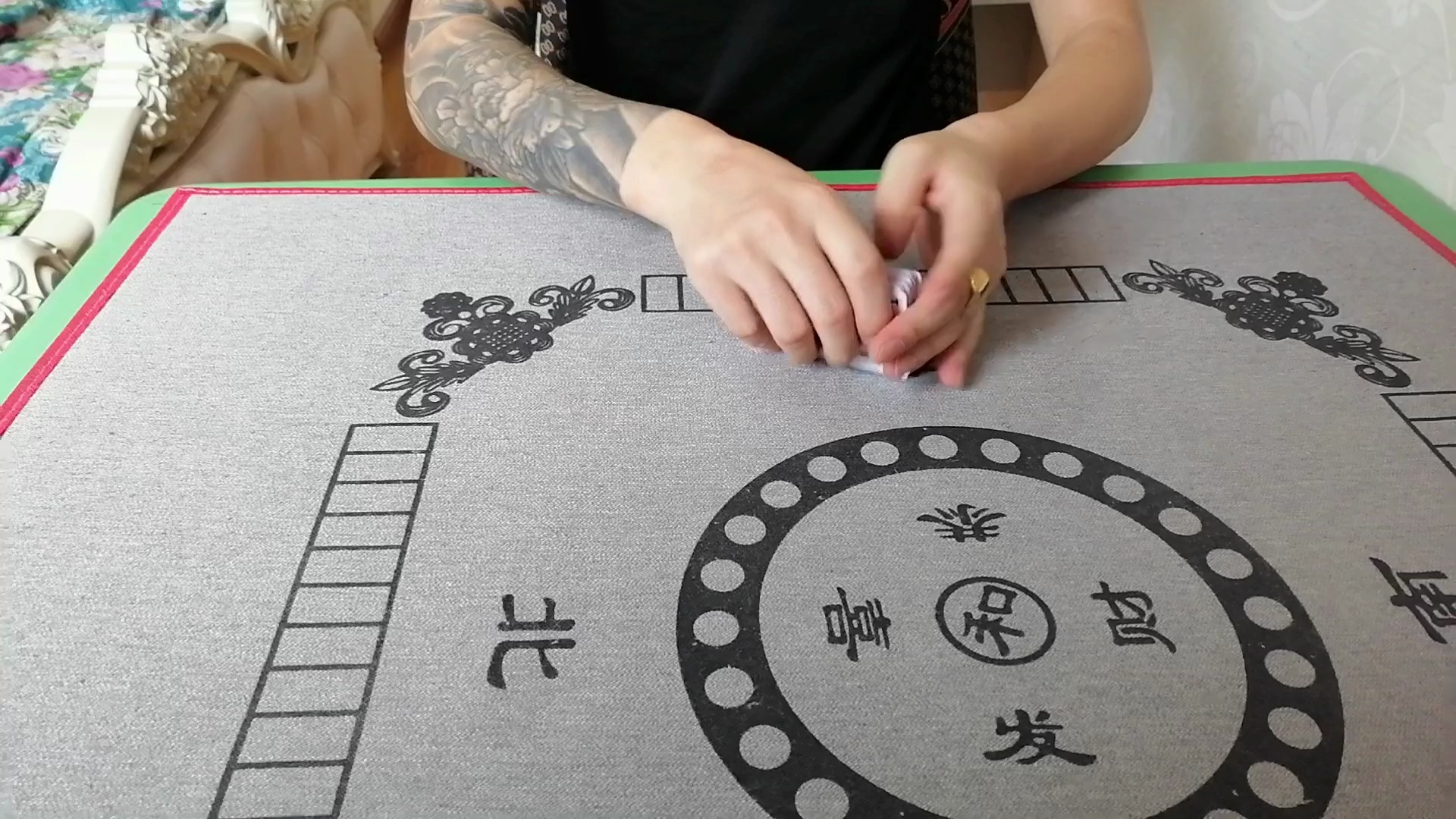 传递经验“相约十三张怎么拿好牌	”(确实有挂)-第2张图片