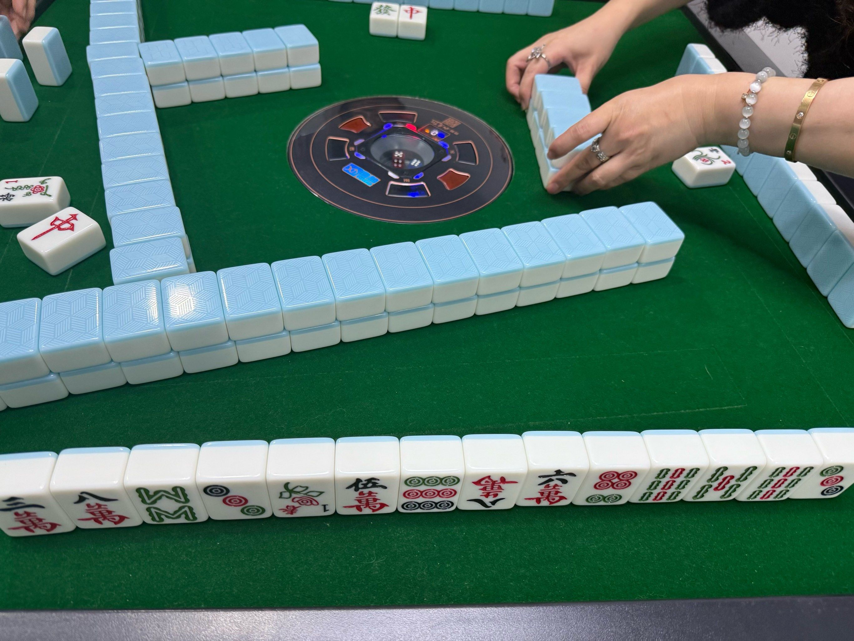 分享实测攻略“手机麻将挂100元一个”了解开挂过程-第2张图片