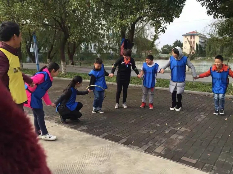 分享科普“牵手跑得快怎么拿好牌	”附开挂脚本详细步-第2张图片